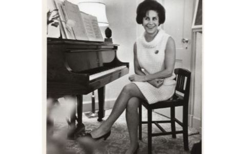 Affiche : Avec une légère intimité : Madeleine Malraux, pianiste, Bibliothèque André Malraux, 1 oct.