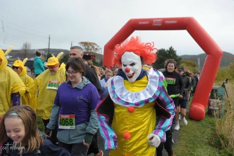 Poster: Spooky Sprint 2026, Quidi Vidi Lake, Oct 31