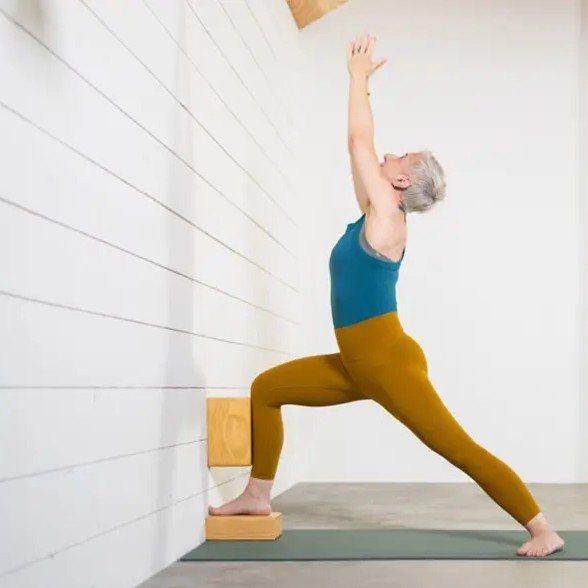 Poster: Iyengar Yoga