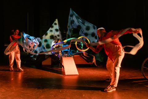 Plakat: Musiktheaterperformance zu Strawinskys „Le Sacre du Printemps“ – Prolog zum Festival nowHERE, Konzerthaus Berlin, 11. Nov.