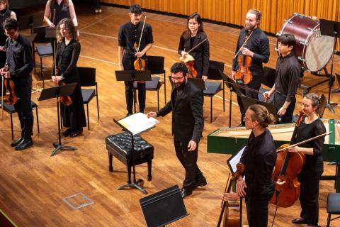 Plakát: Koncert Barokního orchestru PK ve spolupráci s Kolumbijským orchestrem mladých a ZUŠ Pardubice, Koncertní sál Na Rejdišti, 4. 11.