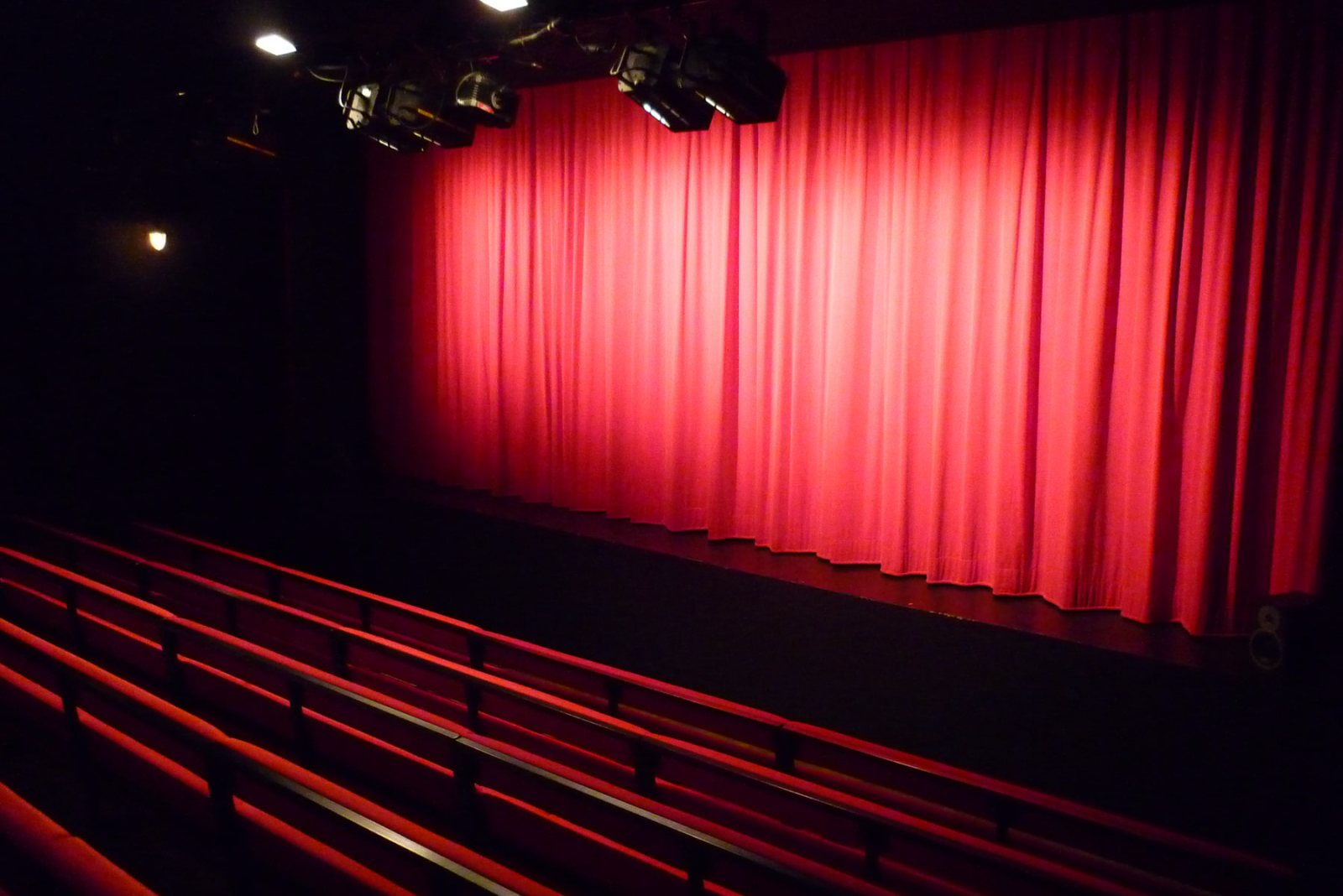 À la Folie Théâtre