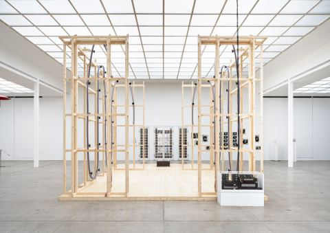 Plakat: Bernhard Leitner: SOUNDSPACESCULPTURE, Secession, 11. Sept.