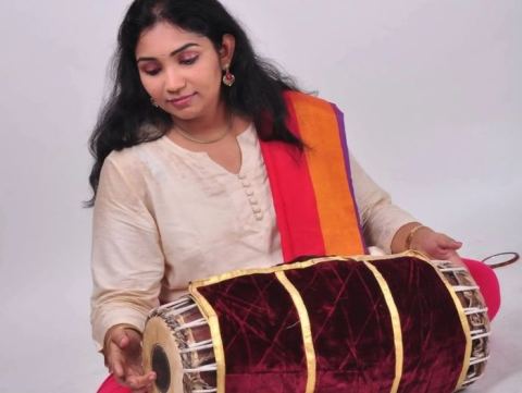 Affiche : Rencontre musicale - Charu Hariharan, Musée national des douanes, 7 nov.