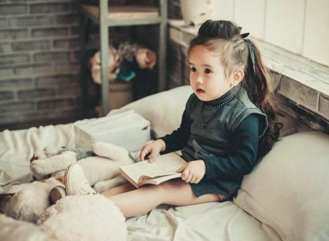 Affiche : Lectures pour les 0-3 ans, Médiathèque Danièle Damin - Toulouse, 4 nov.