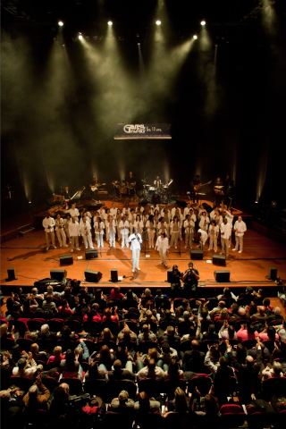 Affiche : Gospel Praise Family & Musiciens, Le Metronum, 15 nov.