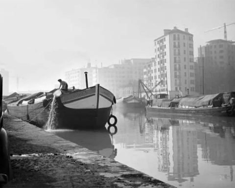 Affiche : L'âge d'or des mariniers du canal à toulouse (1950 - 1980), Parvis de la gare matabiau, 15 oct.