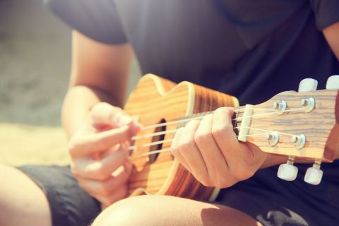 Juliste: Ukulelen jatkoryhmä, Sellon kirjasto, 10.9.