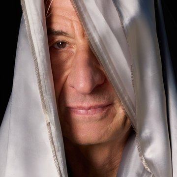 Plakat: Maurizio Cattelan. NIGHT Preis der Nationalgalerie 2026, Neue Nationalgalerie, 10. Sept.