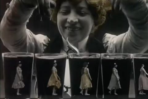 Juliste: EARLY CINEMA TRICKS LAB Tutustu varhaisen elokuvan taikaan!, Itäkeskuksen kirjasto, 7.11.
