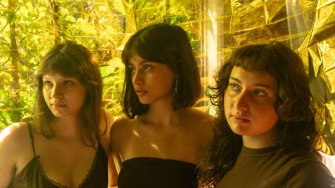 Cartel: TRIADA, Sala Villanos, 17 nov