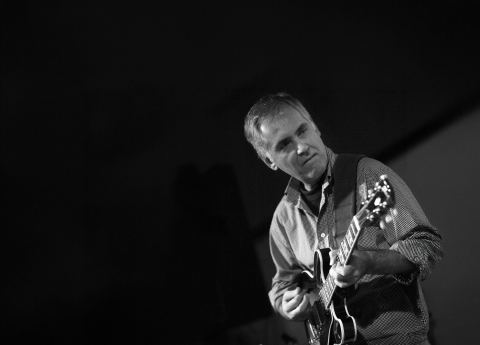 Αφίσα: Jazz στο Μουσείο: Yiotis Samaras – «2 to 3: Acoustic Duo to Electric Trio», Ίδρυμα Βασίλη & Ελίζας Γουλανδρή, 20 Νοε