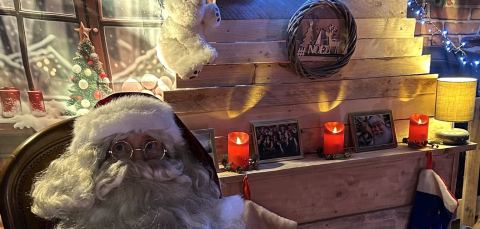 Affiche : Marché de Noël Chemillé en Anjou, Théâtre foirail Chemillé en Anjou, 13 déc.