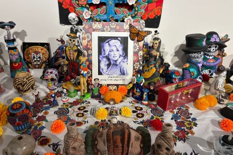 Poster: Traditional Dia de los Muertos (Day of the Dead) Altar, Ogden Museum of Southern Art, Sep 24