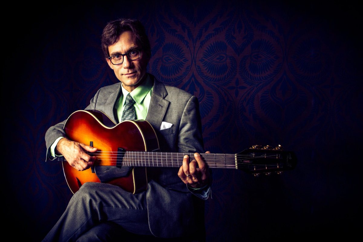 Poster: Frank Vignola's Guitar Night with Scott Robinson and Pasquale Grasso