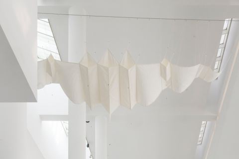 Cartel: Exposició 'Els Ocells-estels d'Aurèlia Muñoz', MACBA – Museu d'Art Contemporani de Barcelona, 13 abr
