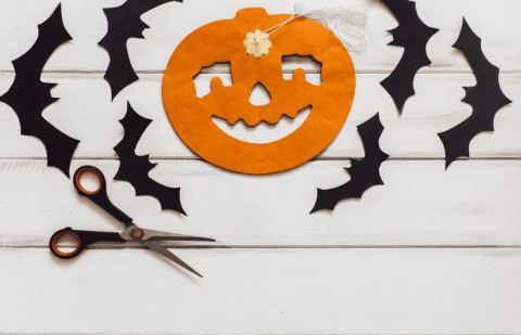 Affiche : Masques d’Halloween : fais-toi peur !, Bibliothèque Émilie-du-Châtelet, 31 oct.