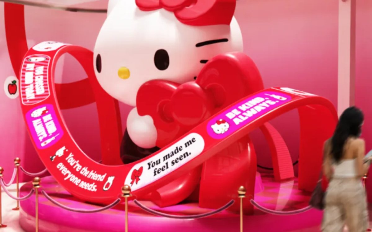 Affiche : L’expérience Hello Kitty: Beyond Cute arrive à Paris
