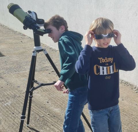 Affiche : Stage d'astronomie pour les 9-14 ans à Mérignac, La Luciole, 29 oct.