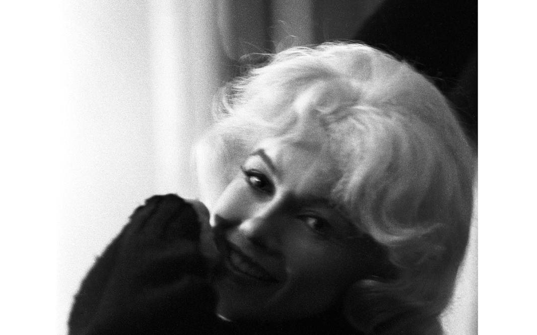Poster: Marilyn Monroe Centennial: Photographs by Lawrence Schiller