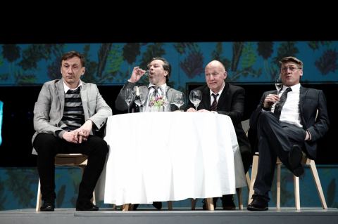 Poster: Thomas Vinterberg, Tobias Lindholm, Claus Flygare: Chlast, Švandovo divadlo, Oct 31