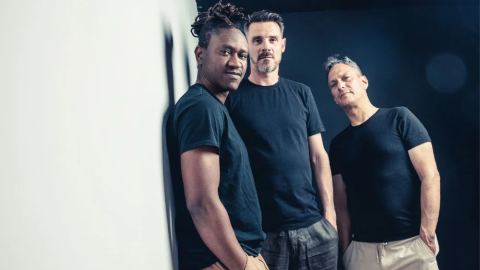 Poster: Mokidjo, Le Télégraphe, Nov 10
