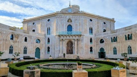 Cartel: Exposició 'Parlour Gardens. Somnis des del terrat', Palau del Marquès d'Alfarràs, 14 oct