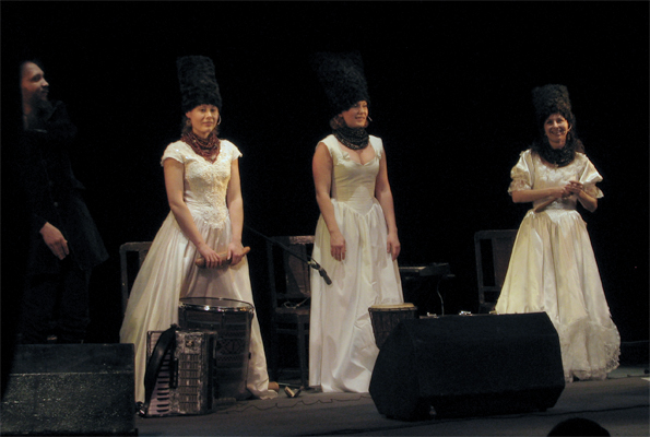 DakhaBrakha